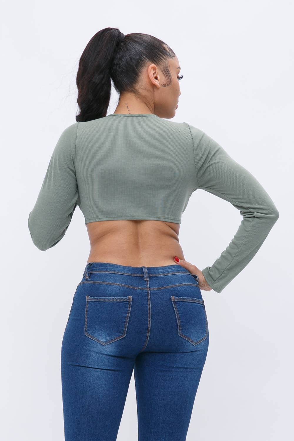 Rib Front Cut Out Shoulder O Ring Trim Long Sleeve Crop Top