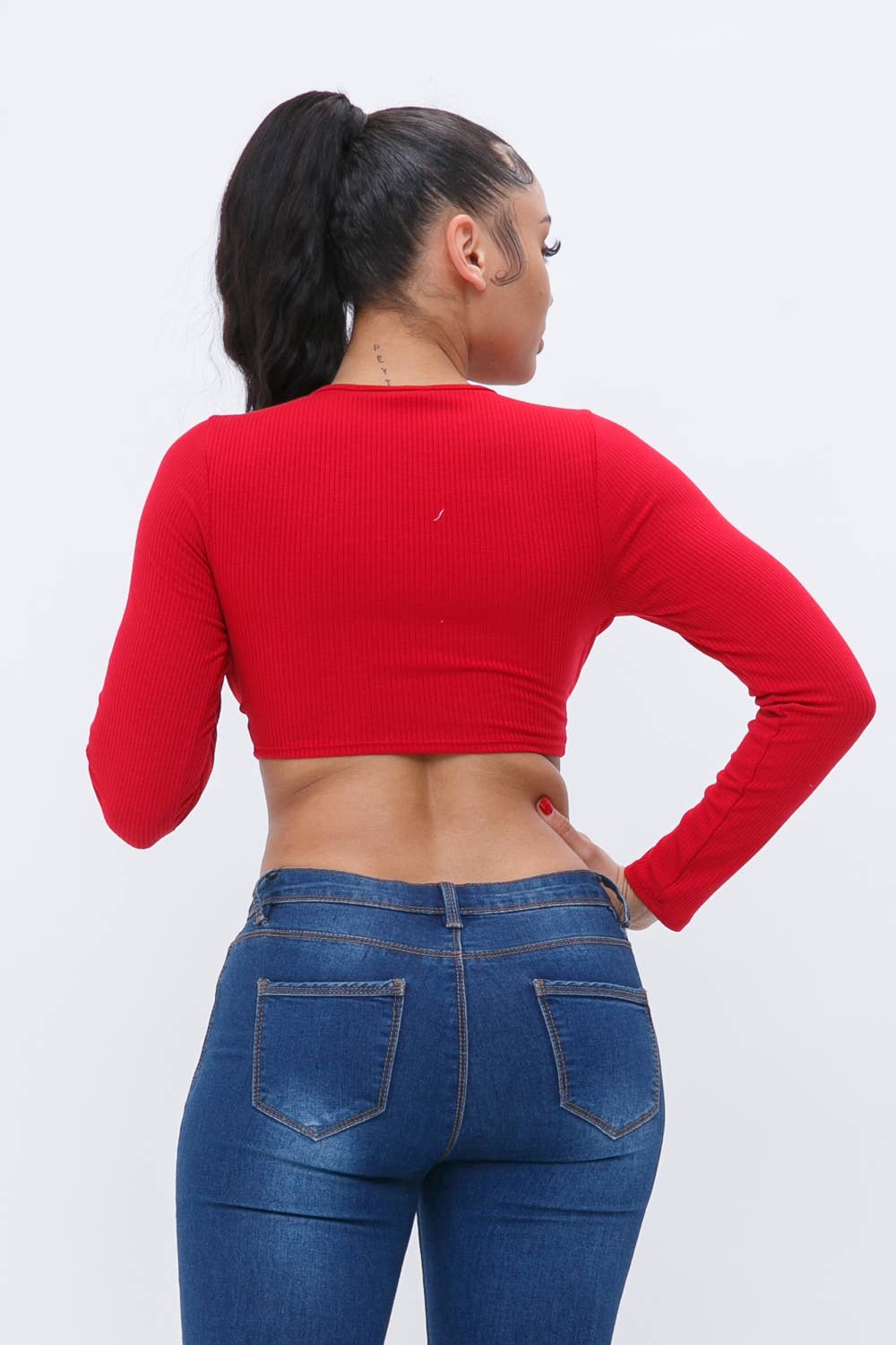 Rib Front Cut Out Shoulder O Ring Trim Long Sleeve Crop Top