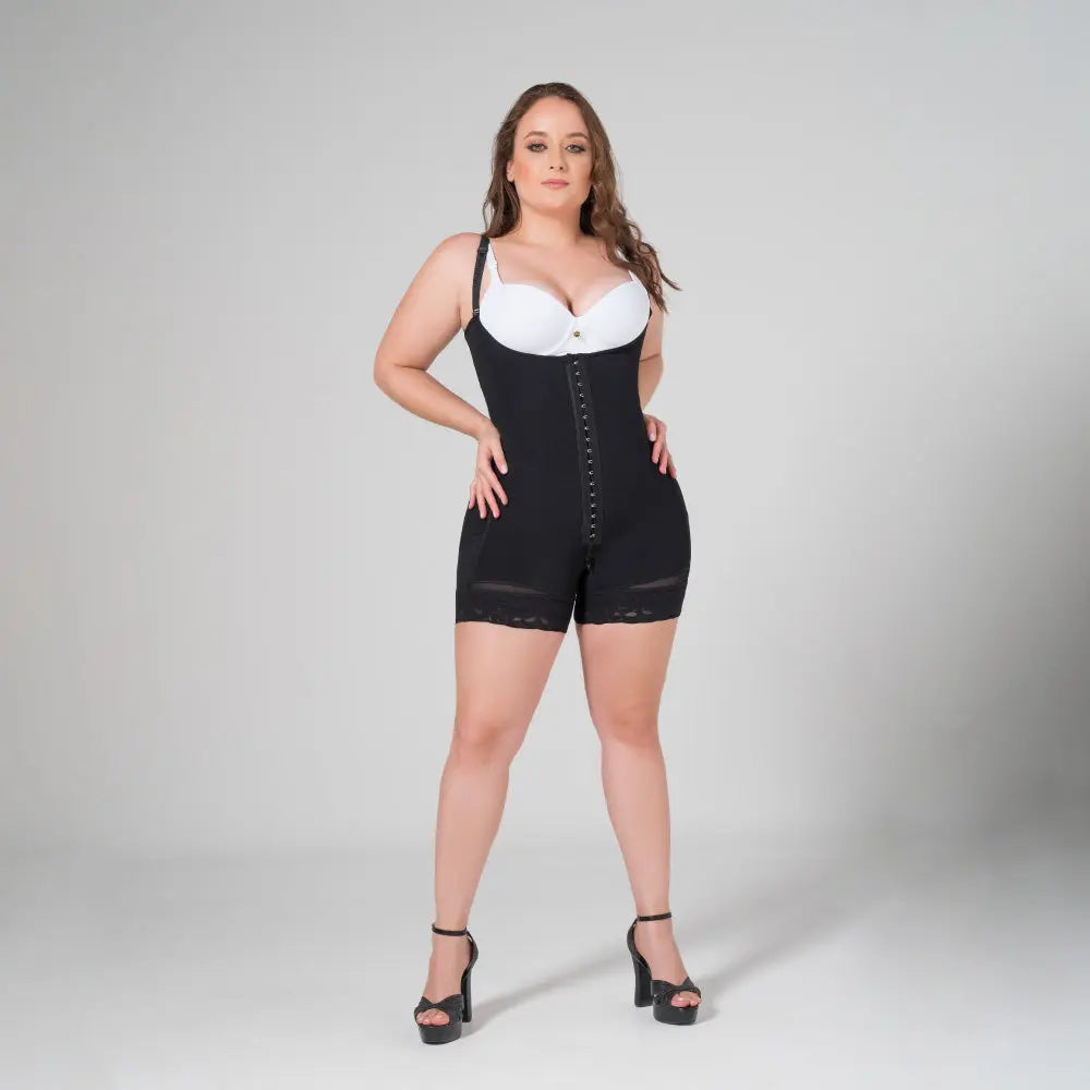 Extra short slimming body shaper. Fajitexinternacional