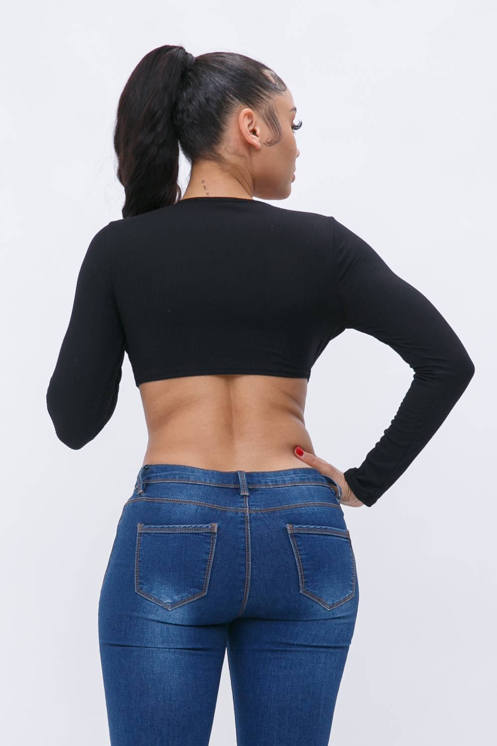 Rib Front Cut Out Shoulder O Ring Trim Long Sleeve Crop Top